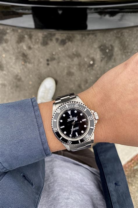 rolex submariner glasboden|Rolex Submariner wrist watch.